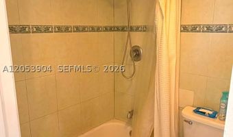 3475 N Country Club Dr 603, Aventura, FL 33180