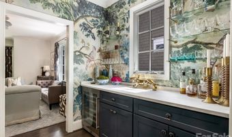 2116 Midwood Pl, Charlotte, NC 28205