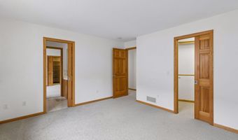 7690 Gibraltar Ter, Apple Valley, MN 55124