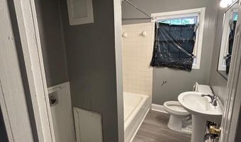 93 Morningside Dr, Albany, GA 31705