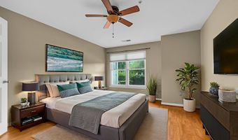 20593 CORNSTALK Ter 101, Ashburn, VA 20147
