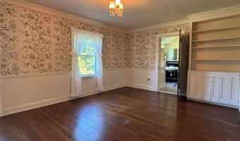 950 Merriman Rd, Akron, OH 44303