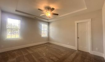 201 Thistleberry Dr, Aberdeen, NC 28315