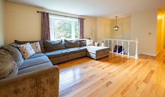 664 Bay Rd, Belchertown, MA 01007