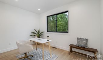 47 Scott Meadows Dr, Asheville, NC 28806