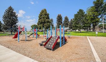 141 Linden Oaks Dr, Ault, CO 80610