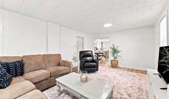 516 Lincoln St, Ainsworth, IA 52201