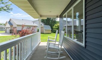 810 Latoka View Ct SW, Alexandria, MN 56308