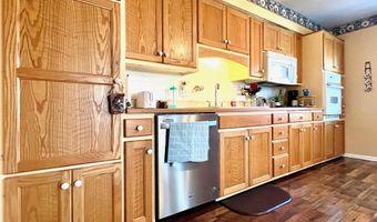 2858 Hillside Dr, Bedford, IN 47421