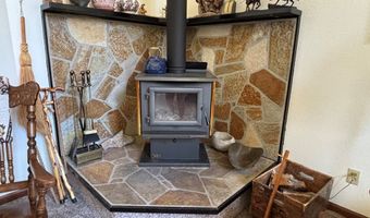 62 Newell Dr, Cascade, ID 83611
