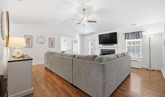 322 Tamarack Dr, Ayden, NC 28513