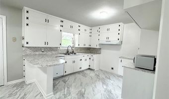 1103 Springdale Rd, Ardmore, OK 73401