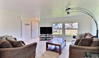 316 S 3rd Ave, Ault, CO 80610