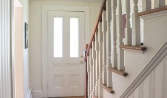 117 Blackstrap Rd, Falmouth, ME 04105