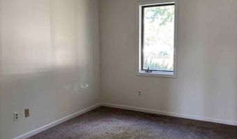 1203 Elm St, Auburn, IN 46706