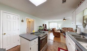 157 Scarlett Ohara Dr, Ailey, GA 30410