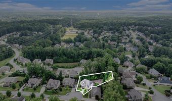 1963 Heatherbrooke Ln, Acworth, GA 30101