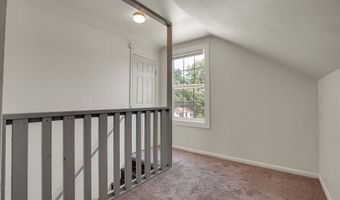 6511 SE NEEDHAM St A, Milwaukie, OR 97222