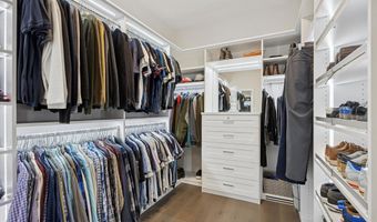 4 WHITE FIELD Ct, Ambler, PA 19002