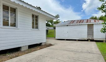 2250 River Rd, Berwick, LA 70342