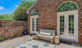1260 Capilano Dr, Shreveport, LA 71106