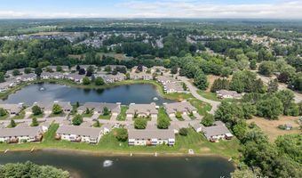 6084 Crystal Dr, Allendale, MI 49401