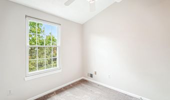 44049 FERNCLIFF Ter, Ashburn, VA 20147