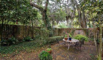 2301 Hermitage Rd, Beaufort, SC 29902