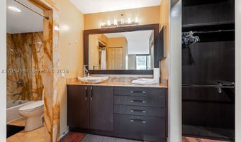 19999 E Country Club Dr 1302, Aventura, FL 33180