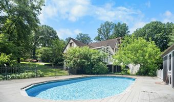 900 TUCKER Ln, Ashton, MD 20861