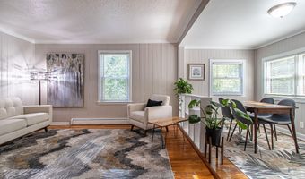 3005 Oakwood St, Ann Arbor, MI 48104