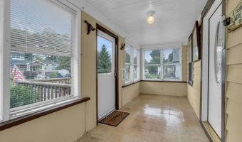 833 Lincoln St, Middletown, NJ 07748
