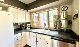 3 Cass Ave, Atlantic, IA 50022