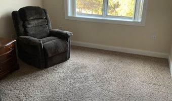 1210 N Foxdale Dr 109, Addison, IL 60101