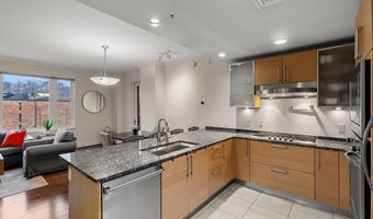 801 KEY Hwy T-65, Baltimore, MD 21230