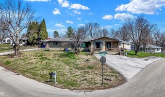 122 Edgewood Dr, Bedford, IN 47421