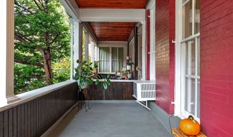 103 W 33RD St, Bayonne, NJ 07002