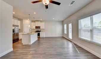 212 Station Overlook Dr, Auburn, GA 30011