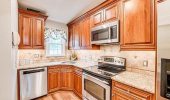 242 Alexandria Way, Bedminster, NJ 07920