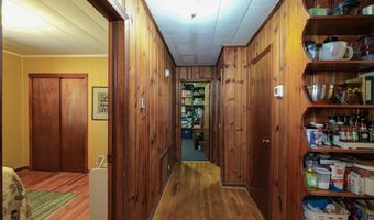29 Breedlove Dr, Andrews, NC 28901