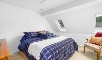 320 Westmoreland St D2, Narragansett, RI 02882