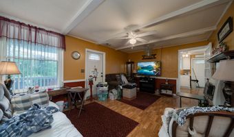 7566 Section Line Rd, Albertville, AL 35950