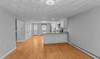 84 Phillip Ave, Cumberland, RI 02864
