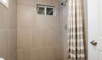 561 45TH St NE, Washington, DC 20019