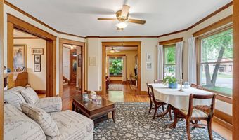804 S Jackson St, Auburn, IN 46706
