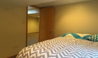 331 S 4th St, Akron, IA 51001