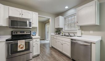 176 TALL TREE Ln, Dover, DE 19904