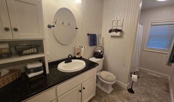 5 A114 N Apple Canyon Rd, Apple River, IL 61001