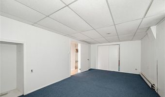 525 Willett Ave, East Providence, RI 02915
