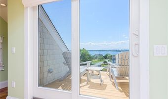 30 Bonnet View Dr, Jamestown, RI 02835